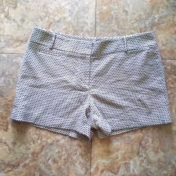 LOFT Pants - Ann Taylor Loft Textured Dress Shorts, size 12